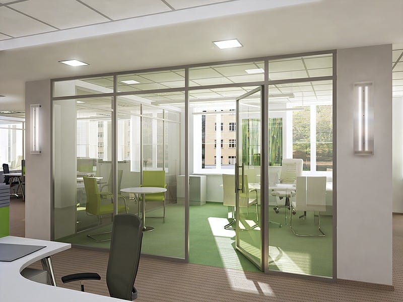 Стеклянная переговорная кабинка внутри open space